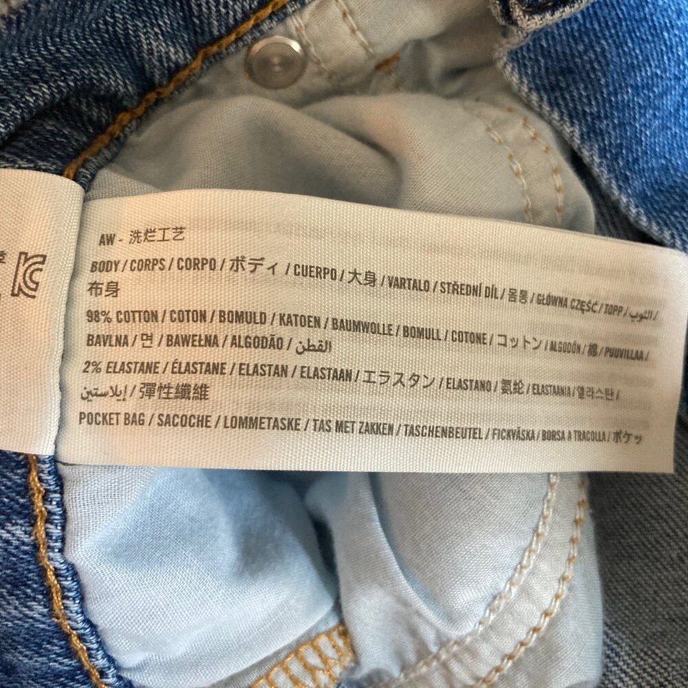 Abercrombie & Fitch The Mom Short High Rise Womens 31 Blue Denim 90s Distressed - Picture 7 of 8